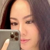 lisalunarre Nue