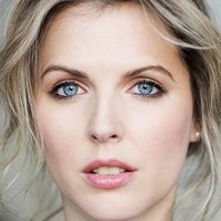 Lise Martin Nue