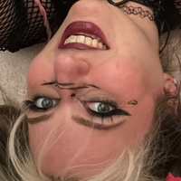loony_leah_ Nue