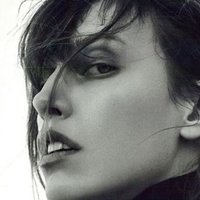Lorelle Rayner Nue