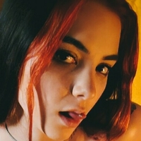 LucyWilow Nue