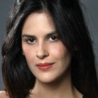 Luíza Mariani Nue