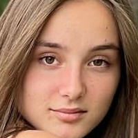 Marina Jotanovic Nue