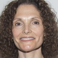 Mary Elizabeth Mastrantonio Nue