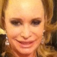 Maureen LaVette Nue
