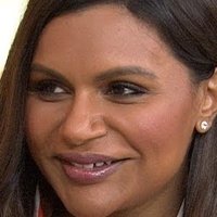Mindy Kaling Nue