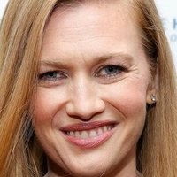 Mireille Enos Nue