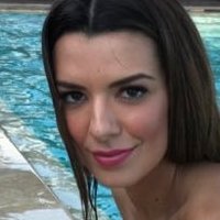 Nikoletta Ralli Nue
