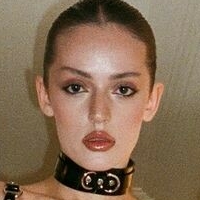 Oksana Dehtyaruk Nue