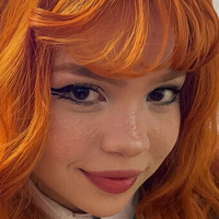 Olivia Elfie Nue