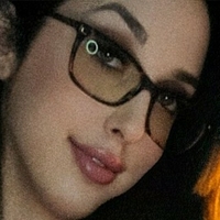 Raeraye Nue