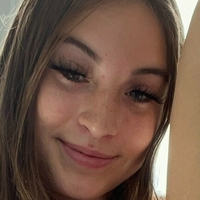 Sarah Rhyder Nue