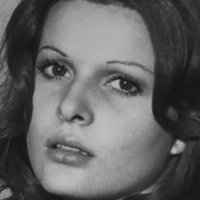 Simonetta Stefanelli Nue