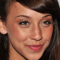Stella Maeve Nue