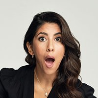 Stephanie Beatriz Nue