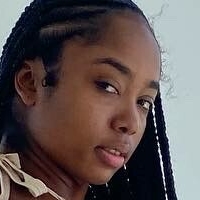 theniknikcourtney Nue