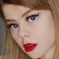 tiny_model_queen Nue