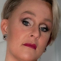 Tricia Holt Eckstein Nue