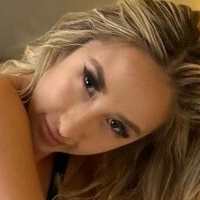 Viviannesummers Nue