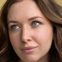 Zoe Bishop Nue