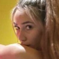Zoella McKay Nue