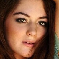 Zoelle Frick Nue
