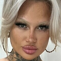 Zuzia Meller Nue
